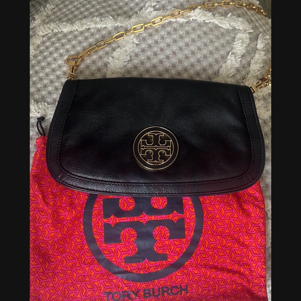 Tory Burch Black Leather Shoulder Bag